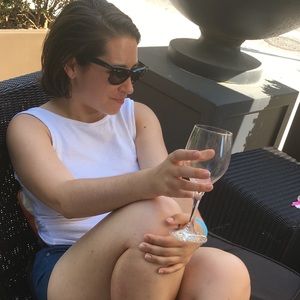 Meet your Posher, Amy